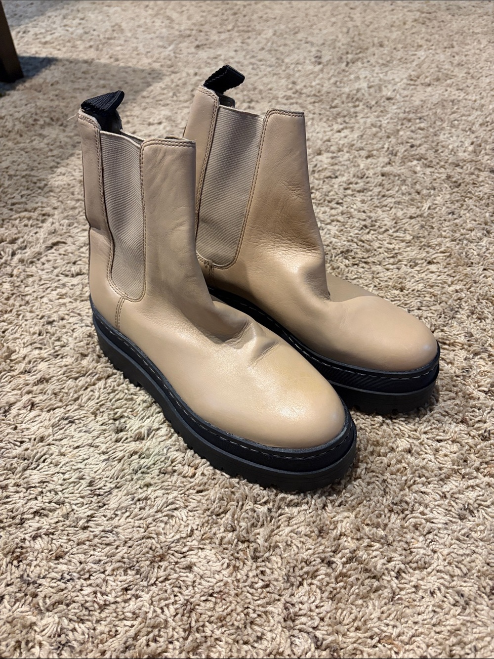 Marc Fisher LTD Padmia Lug Sole Chelsea Boots